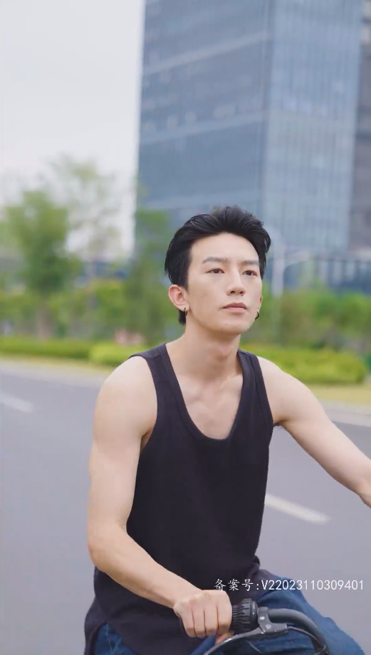 《师弟不要啊》完整版在线观看