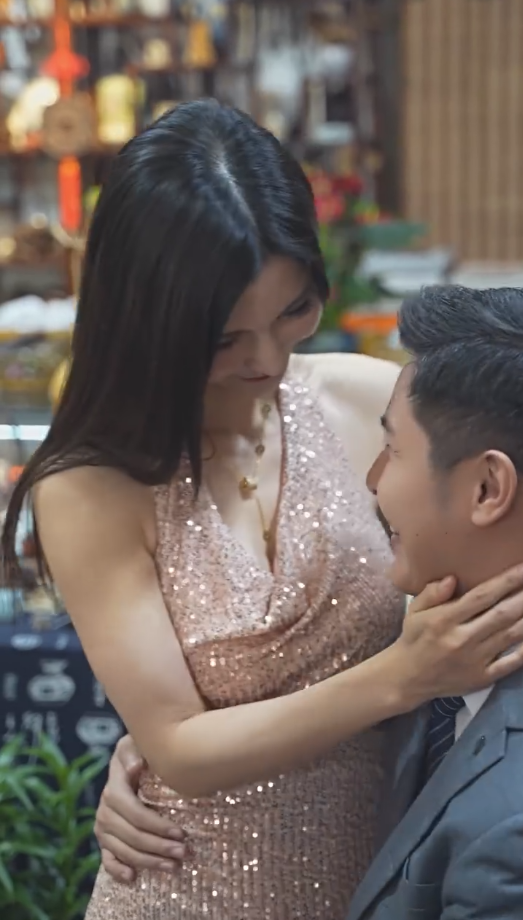 《黄金瞳:重生觉醒》完整版在线观看