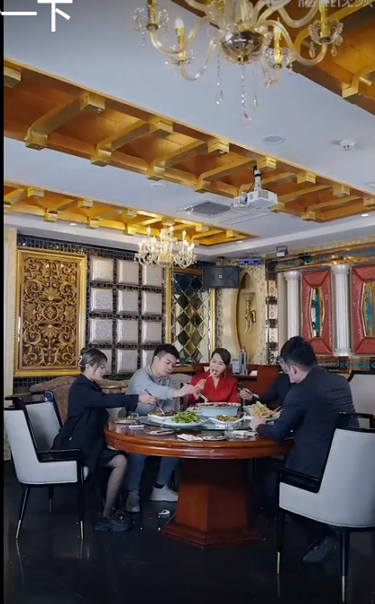 《废婿逆天》完整版在线观看