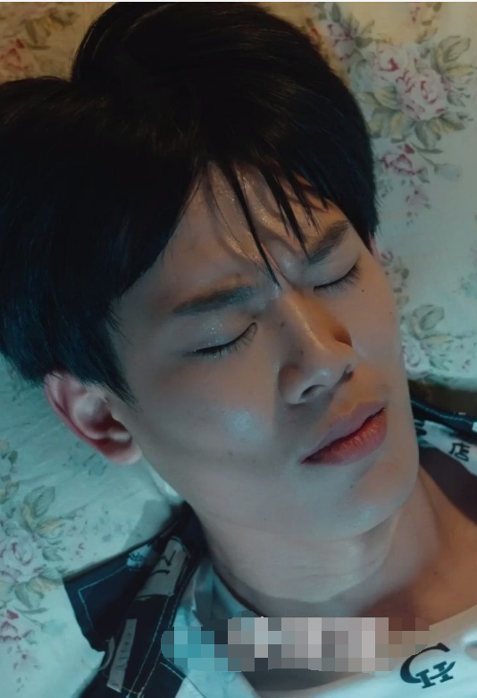 《我在精神病院斩神》完整版在线观看