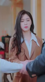 《离婚后,苏小姐的前夫又来了》完整版在线观看