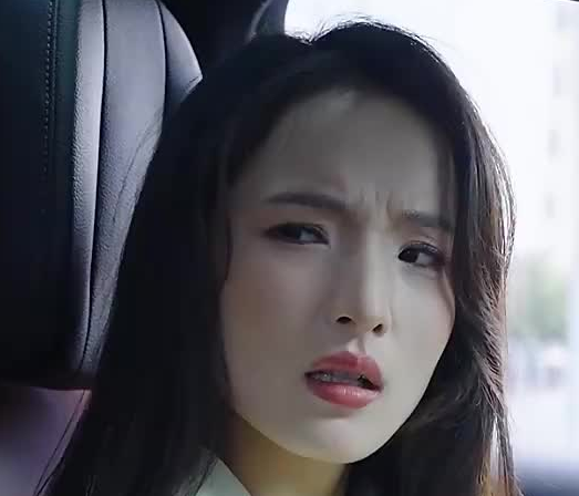 《女总裁的绝世战神》完整版在线观看