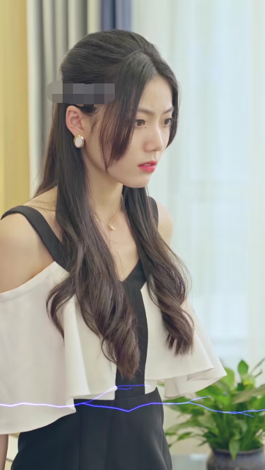 《傲娇美女总裁霸上我》完整版在线观看