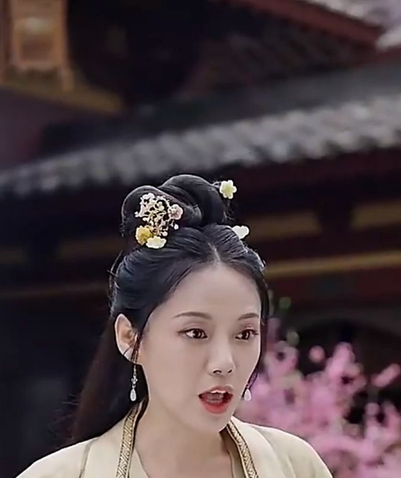 《神医娘亲:父王今日认错了么》完整版在线观看