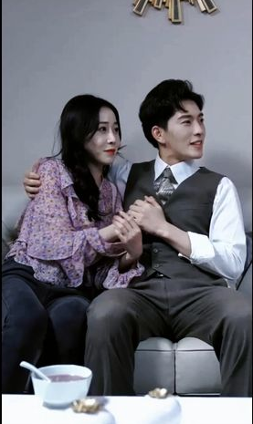 《我的七个绝色姐姐》完整版在线观看