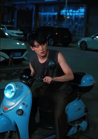 《我爸是九州首富》完整版在线观看