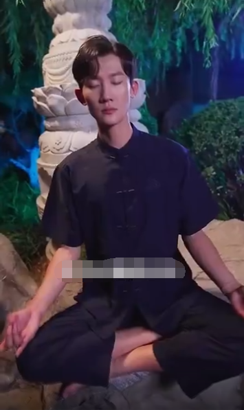 《我的六个绝色师姐》完整版在线观看