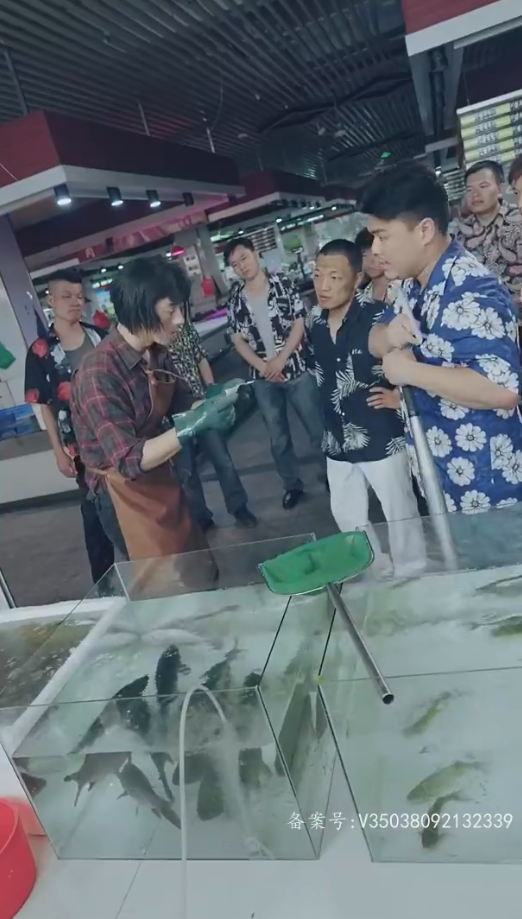 《最新版：护国神帅》完整版在线观看