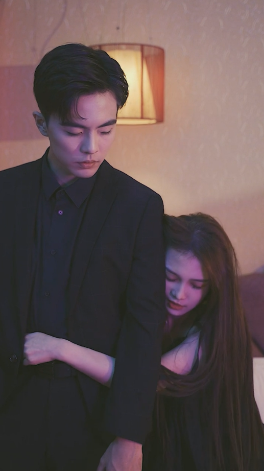 《霍先生你老婆又跑了》完整版在线观看